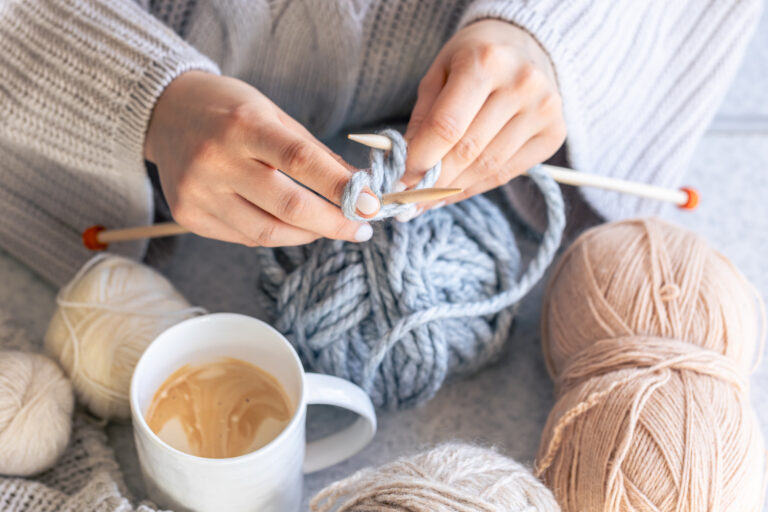 How to Join in Round in Knitting?