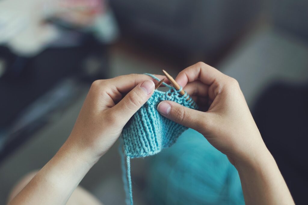 How to Add Stitches When Knitting (2025 Guide)