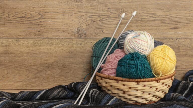 How to Add New Yarn to Knitting?