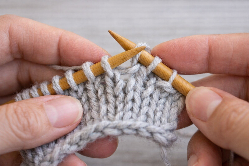 How to Work a Basic Stretchy Bind-Off