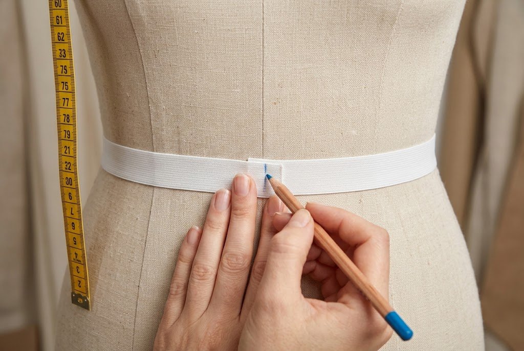 Measuring Elastic on the Waist